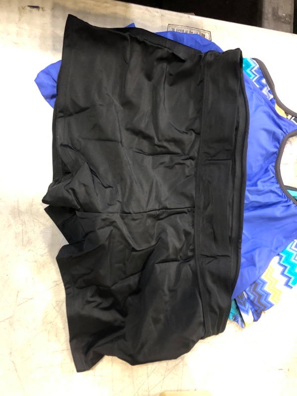 Photo 2 of 2XL 2 PIECE BATHING SUIT BLUE & BLACK ** SLIGHTLY WORN 