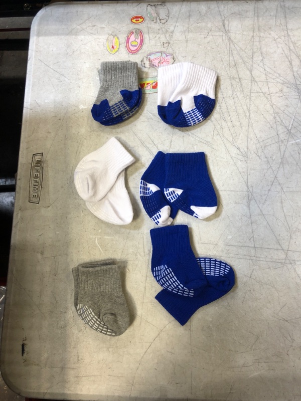 Photo 1 of 6 PAIRS OF BABY SOCKS 