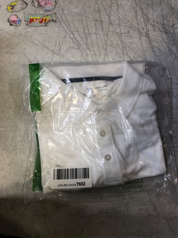 Photo 1 of AMAZON ESSENTIALS WHITE COLLAR SHIRT SIZE LARGE 