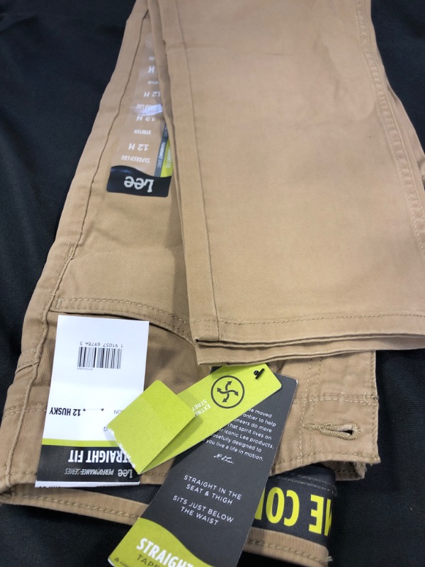 Photo 2 of Boys Lee® Extreme Comfort Straight-Fit Jeans in Regular, Slim & Husky SIZE 12