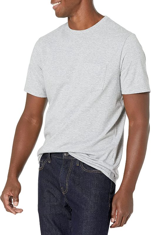 Photo 1 of Amazon Essentials Men's Slim-Fit Short-Sleeve Crewneck T-Shirt, SIZE M 