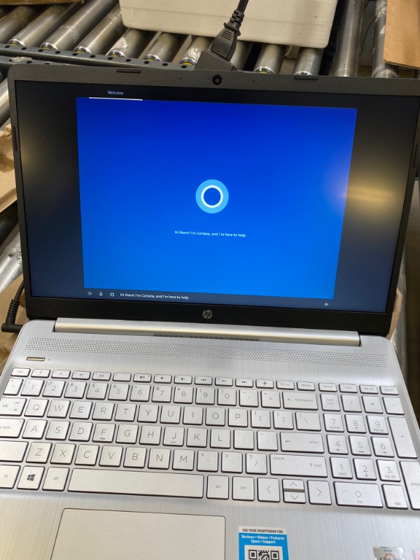 Photo 3 of HP laptop - unlocked - bad battery 
