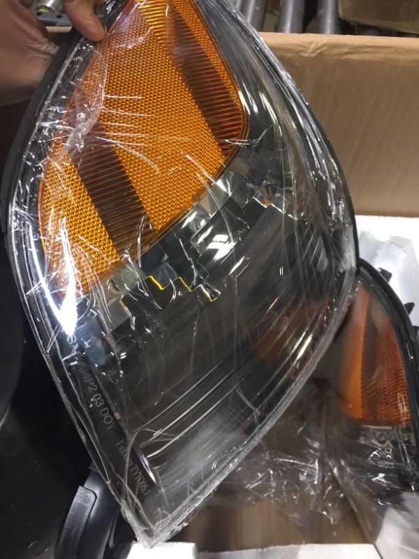 Photo 3 of ADCARLIGHTS 2005-2006 Toyota Tundra Headlight Assembly for 2005-2006 Toyota Tundra Double Cab/ 2005-2007 Sequoia Clear Lens Black Housing with Amber Reflector Headlamp Replacement Left and Right OE Replacement B-Black Housing Amber Reflector Clear Lens