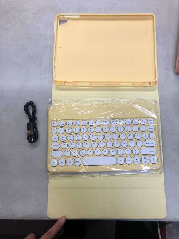 Photo 2 of iPad 6 iPad 5 Air 2 Pro 9.7 inch Keyboard Case Cute Round Key Color Keyboard Wireless Detachable BT Keyboard Cover with Pencil Holder for iPad 6th 5th Generation (iPad5/iPad6/Air/Air2/Pro9.7,Yellow) iPad5/iPad6/Air/Air2/Pro9.7 Yellow