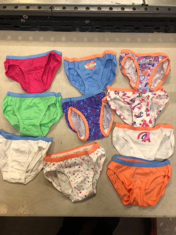 Photo 1 of 4T HANES GIRLS TODDLER  UNDERWEAR 10 PCS 