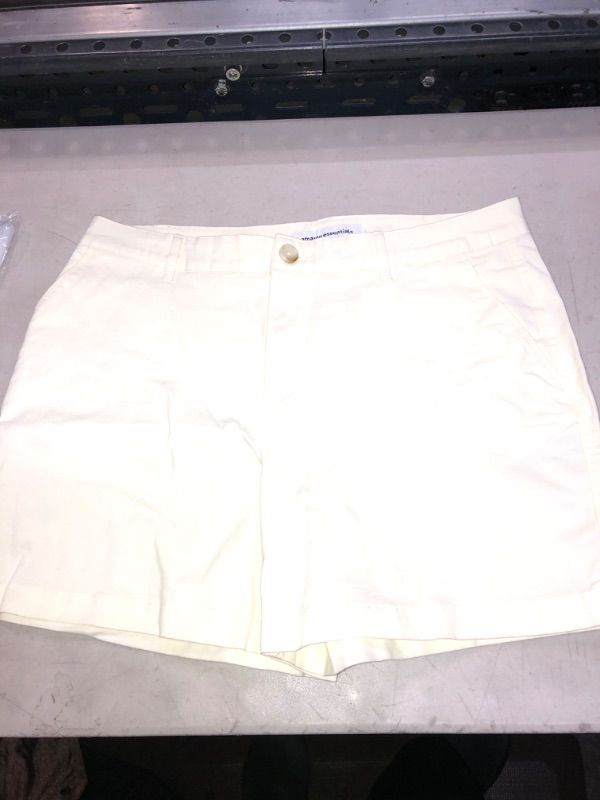 Photo 1 of amazon essentials shorts size 14