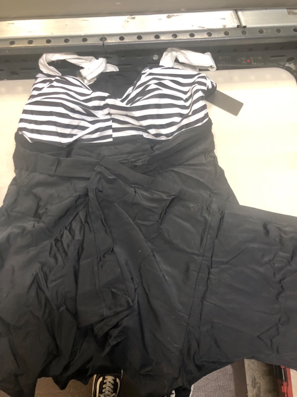 Photo 2 of Aqua Eve Plus Size Two Piece Swimsuits for Women Tankini Bathing Suits Flowy Swim Dress with Shorts 24W
