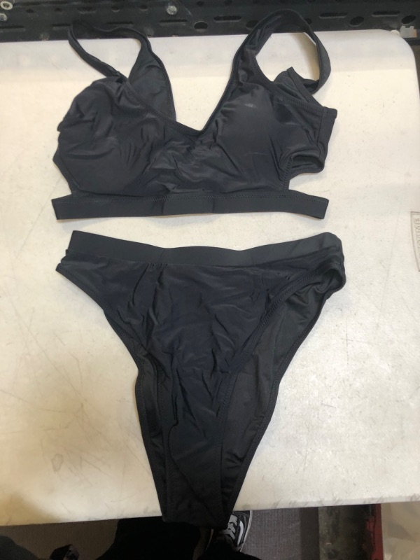 Photo 1 of 2 Piece Black Bikini Set L 