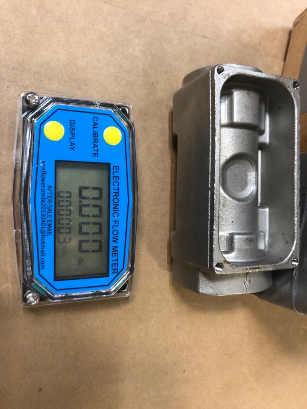 Photo 1 of CGOLDENWALL Turbine Flow Meter Electronic Digital Flowmeter Liquid Water Meter Fuel Meter Gas Diesel Fuel Oil Flowmeter Gasoline Kerosene Fuel Flow Meter (1 inch Stainless Steel)