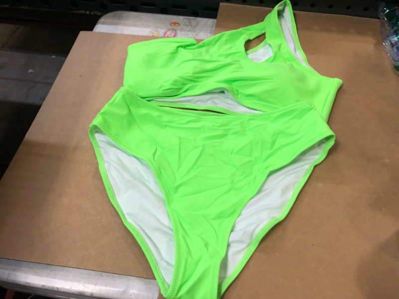 Photo 1 of 2 pcs Swimsuit size l
