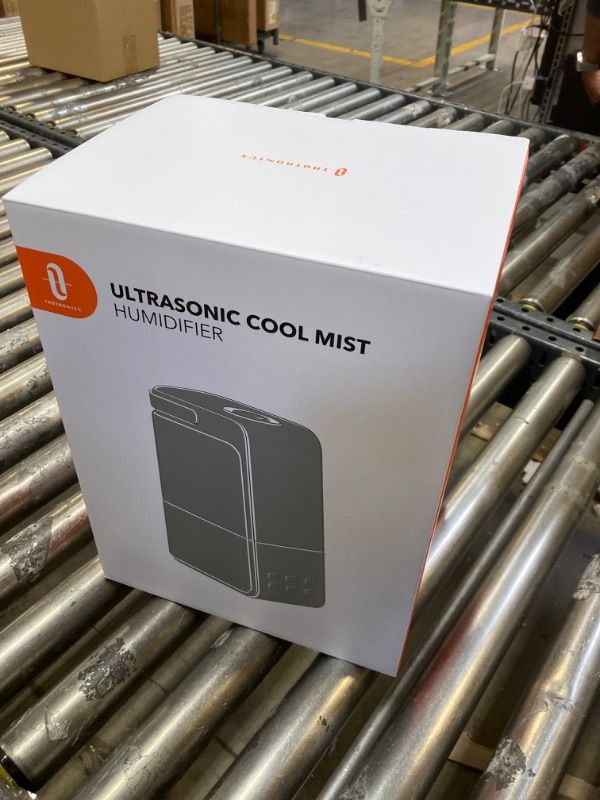 Photo 2 of Taotronics Ultrasonic Cool Mist 4L Humidifier Black TT-AH043 --- Item Is Sealed, Item Is New
