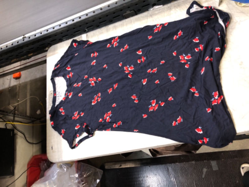 Photo 1 of AMAZON ESSENTIALS FLOWER DRESS SIZE M