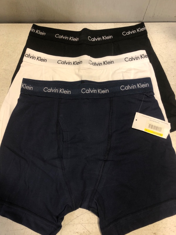 Photo 1 of 3 Count Calvin Klein Boxers - M 