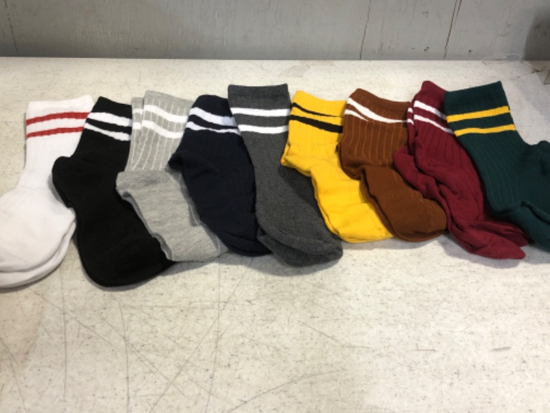 Photo 1 of 9 PAIRS OF SOCKS 