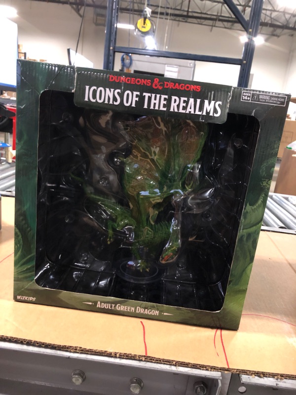Photo 2 of D&D Icons of The Realms: Adult Green Dragon Premium Figure