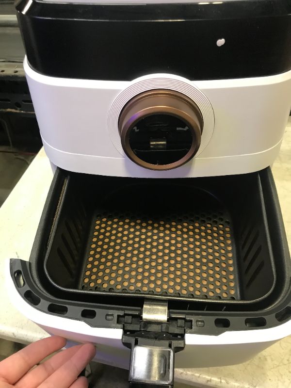 Photo 3 of Air Fryer, Airfryer Oven Large Air Fryer 1700W 8-in-1 with Touch Screen Air Fryers Detachable Dishwasher Safe Nonstick Basket Freidora de Aire 36 Recipes BPA & PFOA Free 5.8 QT White Air Fryer --HANDLE IS BROKEN-- 