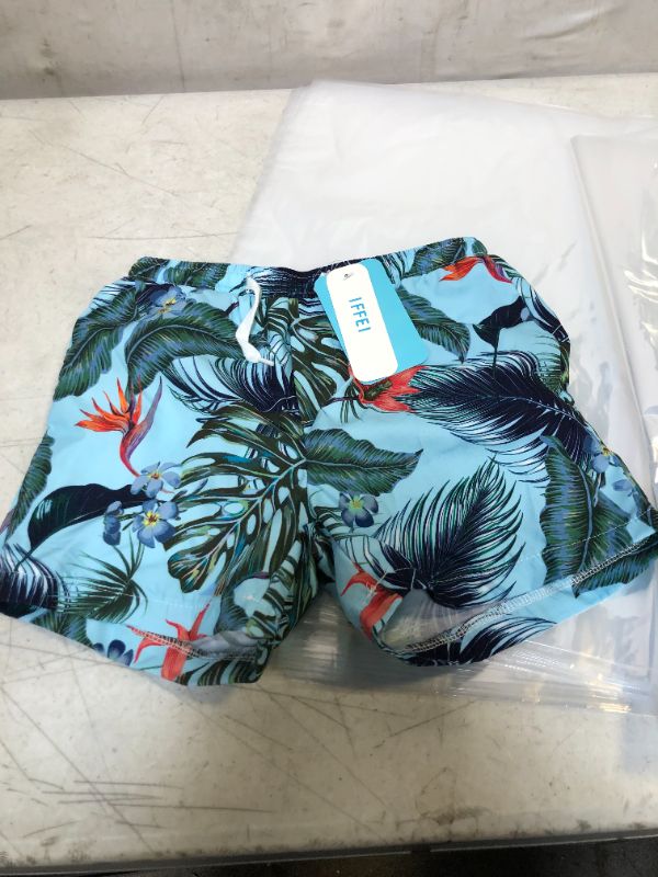 Photo 1 of BOYS' SWIM TRUNKS BOYS' SIZE 5