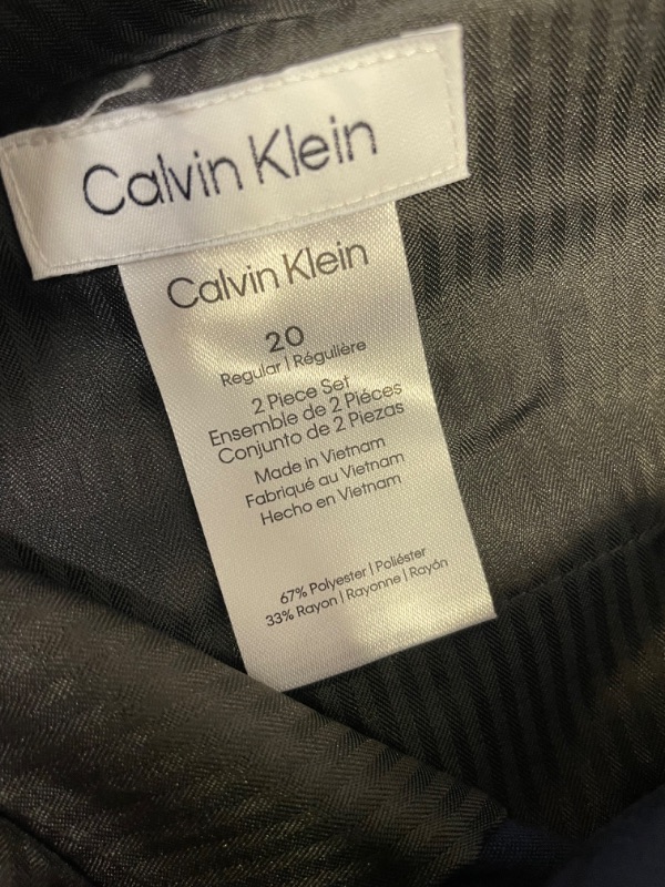 Photo 7 of Calvin Klein Boys' 2-Piece Formal Suit Set size 20
