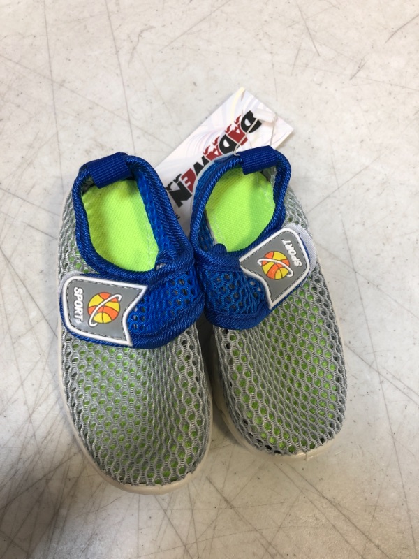 Photo 1 of DADAWEN Baby's Boy's Girl's Water Shoes Lightweight Breathable Mesh Running Sneakers Sandals, SIZE 5.5 