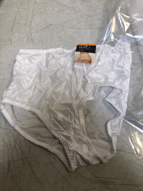 Photo 2 of Bali Women's Essentials Double Support Brief SIZE Large White for Daywear