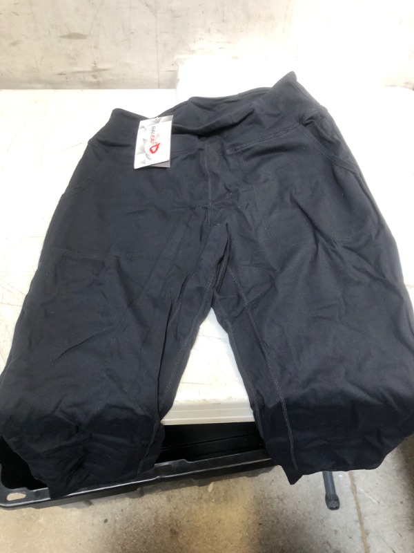 Photo 1 of BALEAF Women's Joggers Capris High Waisted Yoga Cropped Joggers Pants Lounge Sweatpants Workout Pocketed Pants SIZE Small Capri 21"-black