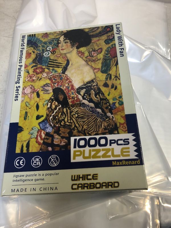Photo 1 of 1000 PIECE PUZZLE, LADY WITH FAN 