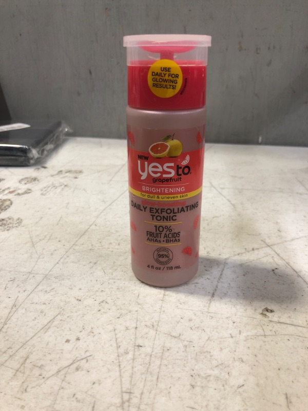 Photo 2 of Yes To Grapefruit Brightening GlowBoosting Daily Exfoliating Tonic, Does Not Apply, 4 Fl Oz Dull & Uneven Skin