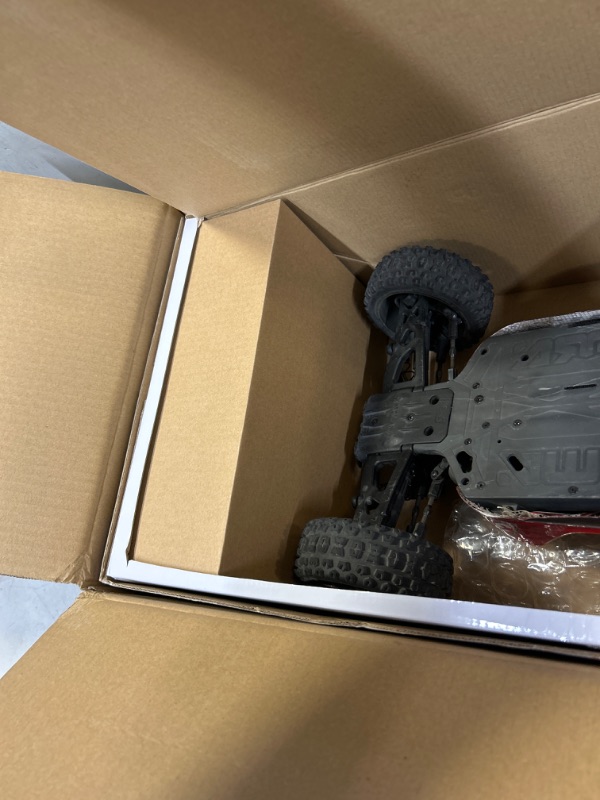 Photo 4 of 1/8 TYPHON 4WD V3 3S BLX Brushless Buggy RTR, Red