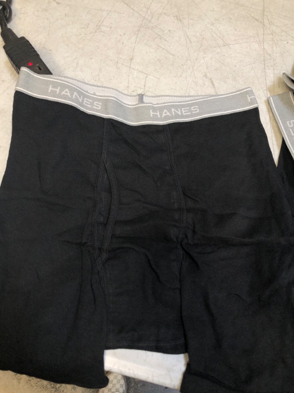 Photo 1 of 7 COUNT MENS SIZE SMALL BOXER BRIEFS 