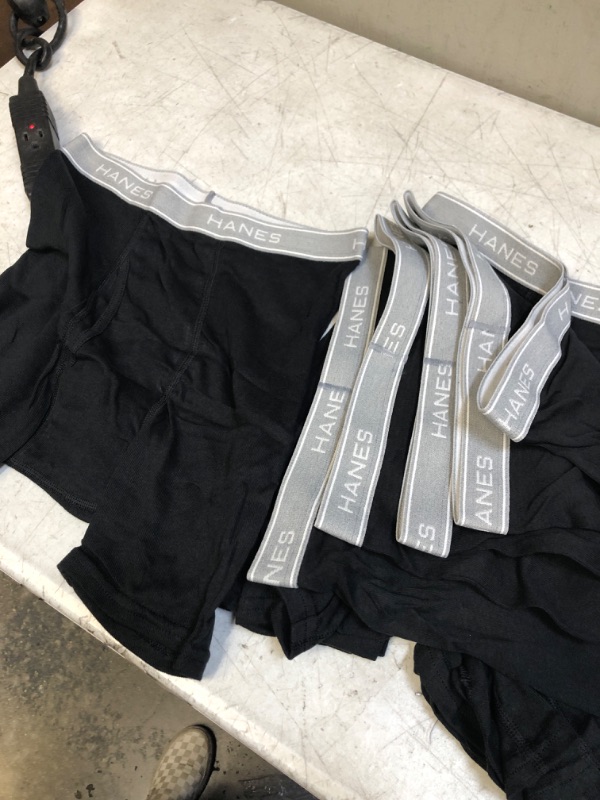 Photo 1 of 7 COUNT MENS SIZE SMALL BOXER BRIEFS 