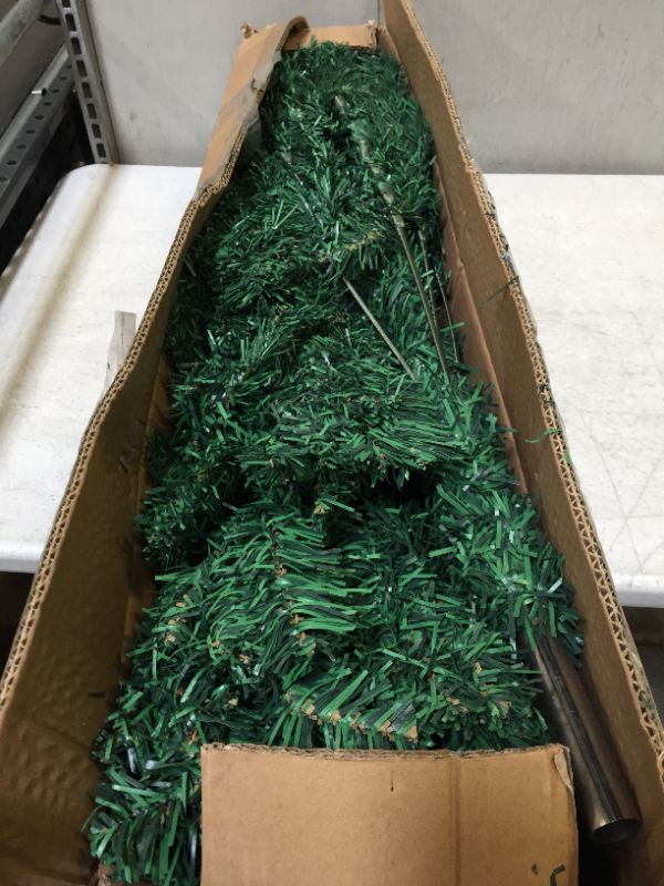 Photo 1 of 6Ft Artificial Christmas Pine Tree Flocked Christmas Full Tree with Pre-Decorated Holiday Christmas Tree with 600 Branches and Solid Metal Stand for Home Christmas Party Decoration (Green)