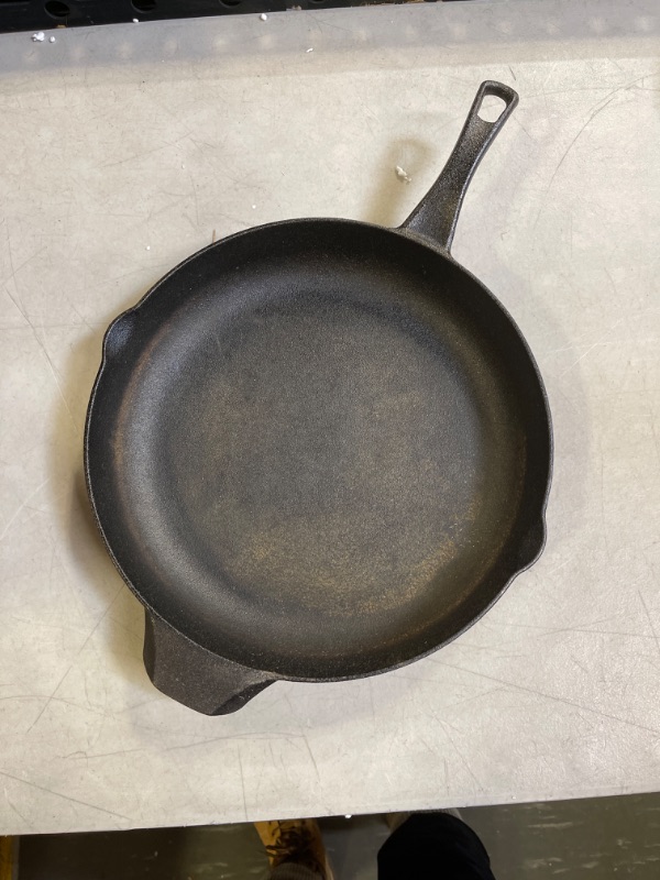 Photo 1 of 12" Cast iron Skillet