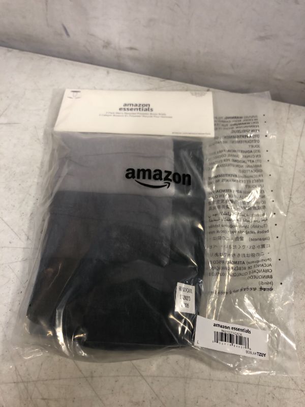 Photo 2 of Amazon Essentials Men's 3-Pack Boxer Shorts SIZE L
