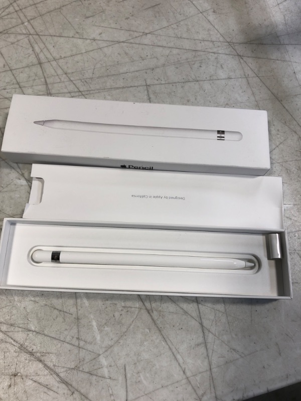 Photo 2 of Apple Pencil