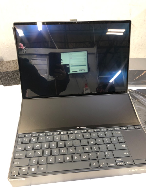 Photo 8 of ASUS Zenbook Pro 14 Duo 14.5â€ 2.8K OLED Touch, 120Hz Refresh Rate, ScreenPad Plus, Intel i9-12900H CPU, RTX 3050Ti, 32GB RAM, 1TB SSD, Windows 11 Home, Tech Black, UX8402ZE-DB96T Core i9-12900H 32 GB 1 TB RTX 3050 Ti