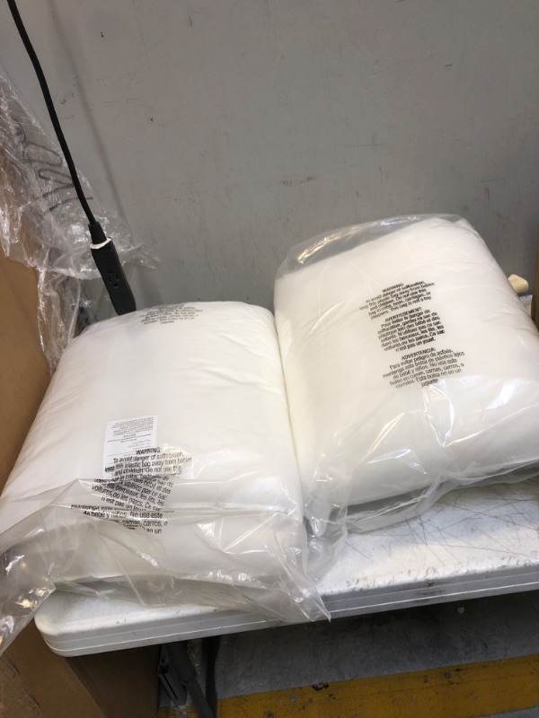 Photo 1 of 4 PC SMALL WHITE PILLOWS 