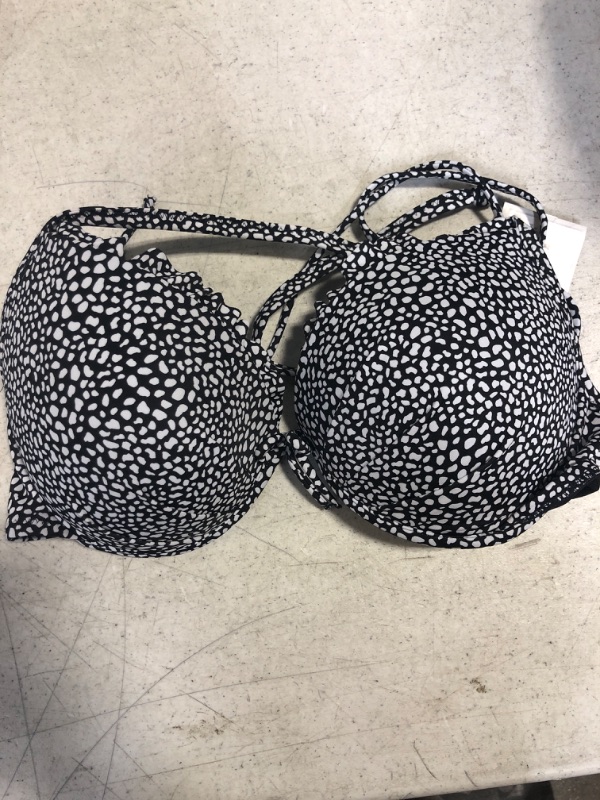 Photo 1 of 38 D BRA * SLIGHTLY DIRTY 