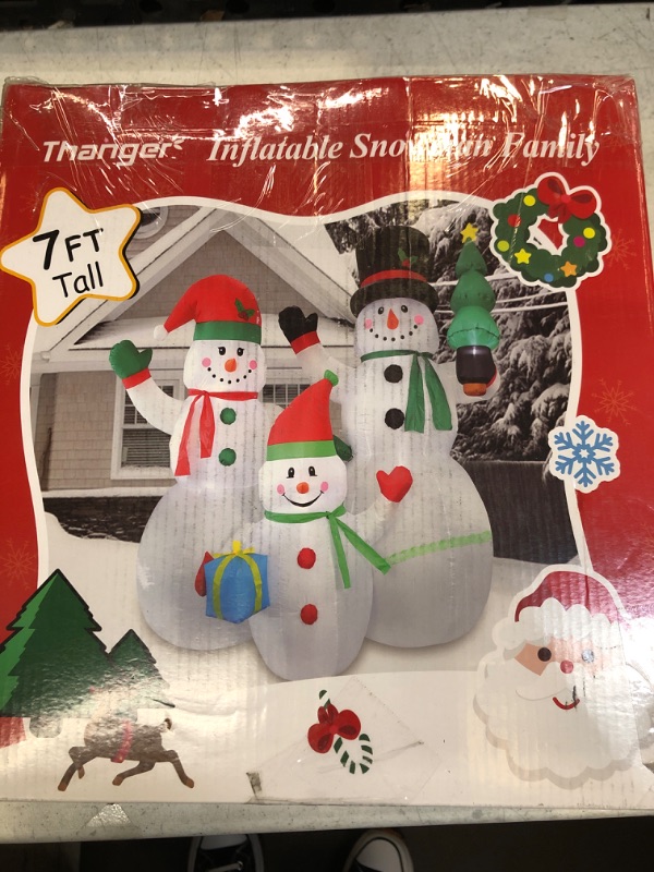 Photo 2 of 7FT Large Christmas Inflatables Snowman Family Outdoor Decorations Blow Up Yard Decor Snow Man Built-in Bright LED Lights with Christmas Tree & Gift Box... **UNABLE TO TEST**
