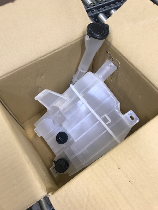 Photo 1 of Dorman 603-665 Front Washer Fluid Reservoir for Select Toyota Models -------- OUT OF THE BOX NEW, MISSING TUBE STRING