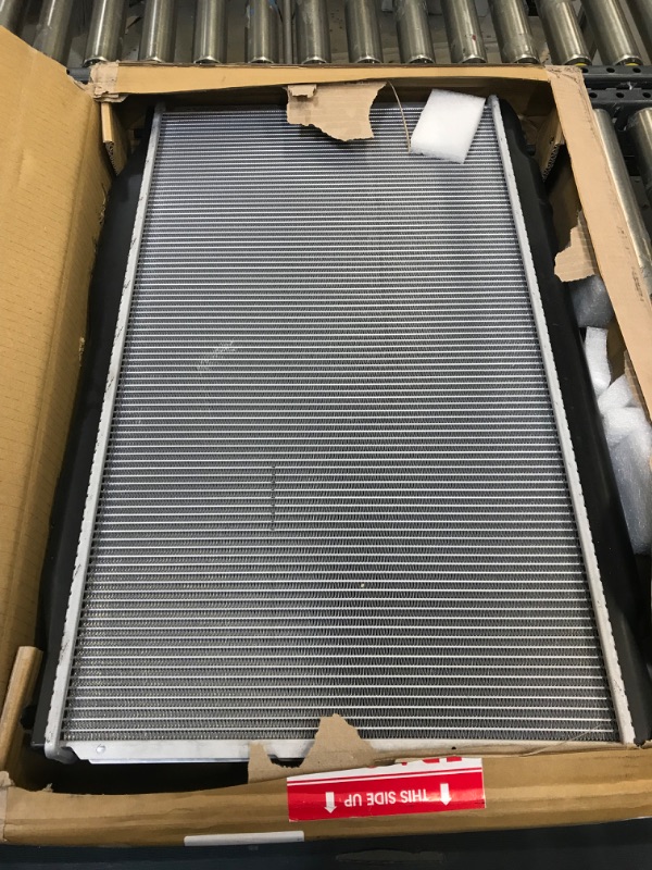 Photo 3 of Denso 221-3234 Radiator