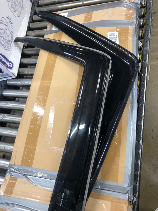 Photo 2 of Belmor VL-871-1 Heavy Truck In-Channel Ventvisor Set for 2001-2018 Volvo VHD, 2005-2018 Volvo VT, 2003-2018 Volvo VNL and 1996-2018 Volvo VNM,Smoke