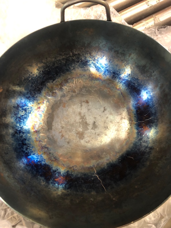 Photo 5 of 13 1/2 INCH USED WOK - SCRATCHES 