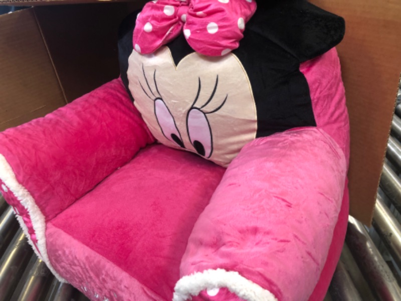 Photo 2 of Idea Nuova Disney Minnie Mouse Figural Bean Bag Chair with Sherpa Trim, Ages 3+, Pink