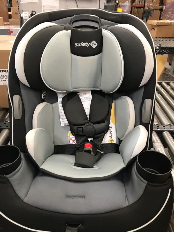 Photo 4 of 
Safety 1st Crosstown All-in-One Convertible Car Seat, Rear-Facing 5-40 pounds, Forward-Facing 22-65 pounds, and Belt-Positioning Booster 40-100 pounds, Seal
Color:Seal