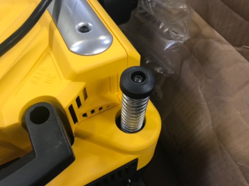 Photo 6 of DEWALT Thickness Planer, Two Speed, 13-Inch (DW735)
