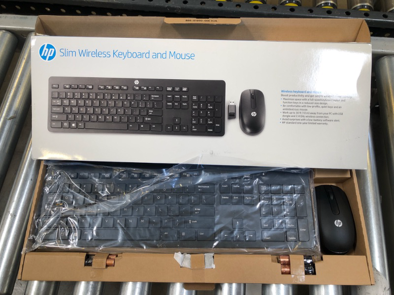 Photo 2 of HP Business Slim - Wireless Keyboard and Mouse Set - 2.4 GHz - Black