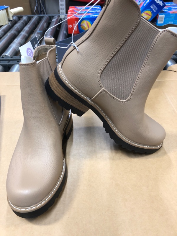 Photo 2 of S ize 6.5----Women's Celina Water Repellant Chelsea Boots - Universal Thread