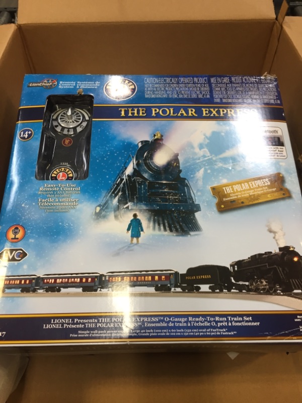 Photo 2 of Lionel The Polar Express LionChief 5.0 O Gauge Train Set with Bluetooth Capability 5.0 Complete Bluetooth Set