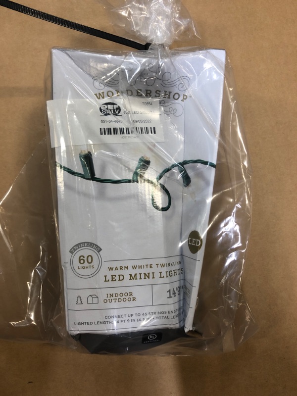 Photo 2 of 60ct LED Smooth Mini Christmas String Lights Warm White Twinkle with Green Wire !Damaged box NOT item!
