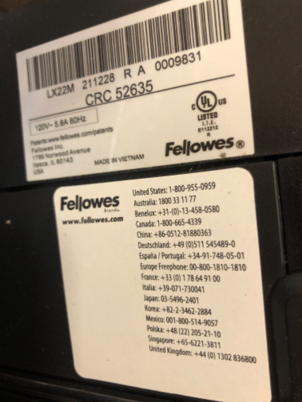 Photo 5 of Fellowes LX22M 20 Sheet P-4 Micro-Cut, Heavy Duty Paper Shredder for Office, 100% Jam Proof (Black) 20 Sheet Black Paper Shredder---Couln't Test